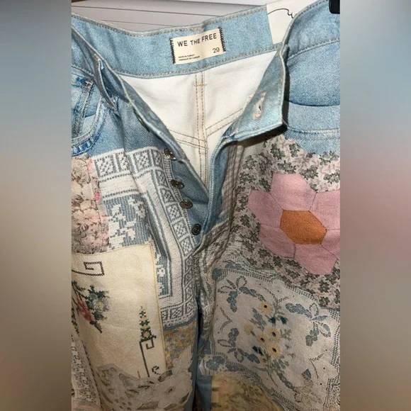 Free People Blue Patchwork soft Jeans🦋✨🦋 - Picture 9 of 16